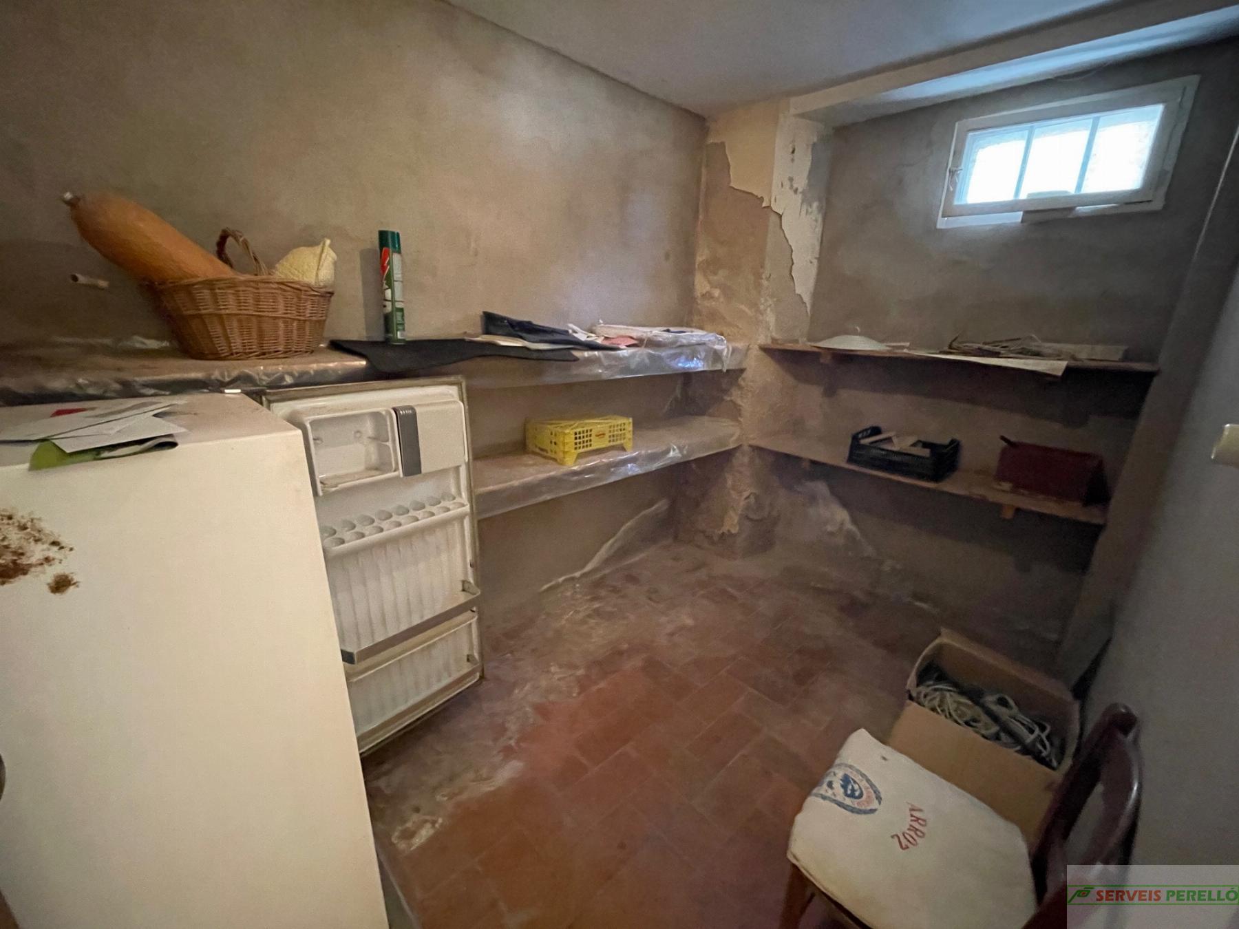 For sale of house in El Poal