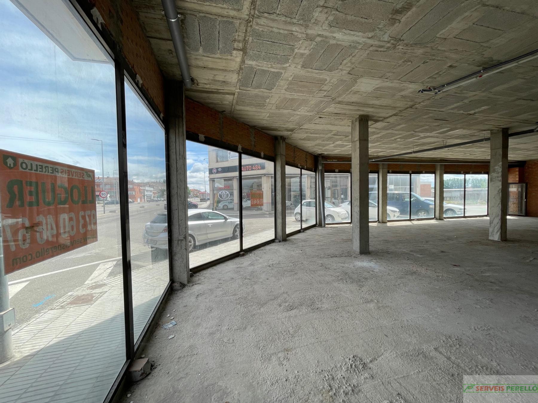 For rent of commercial in Fondarella