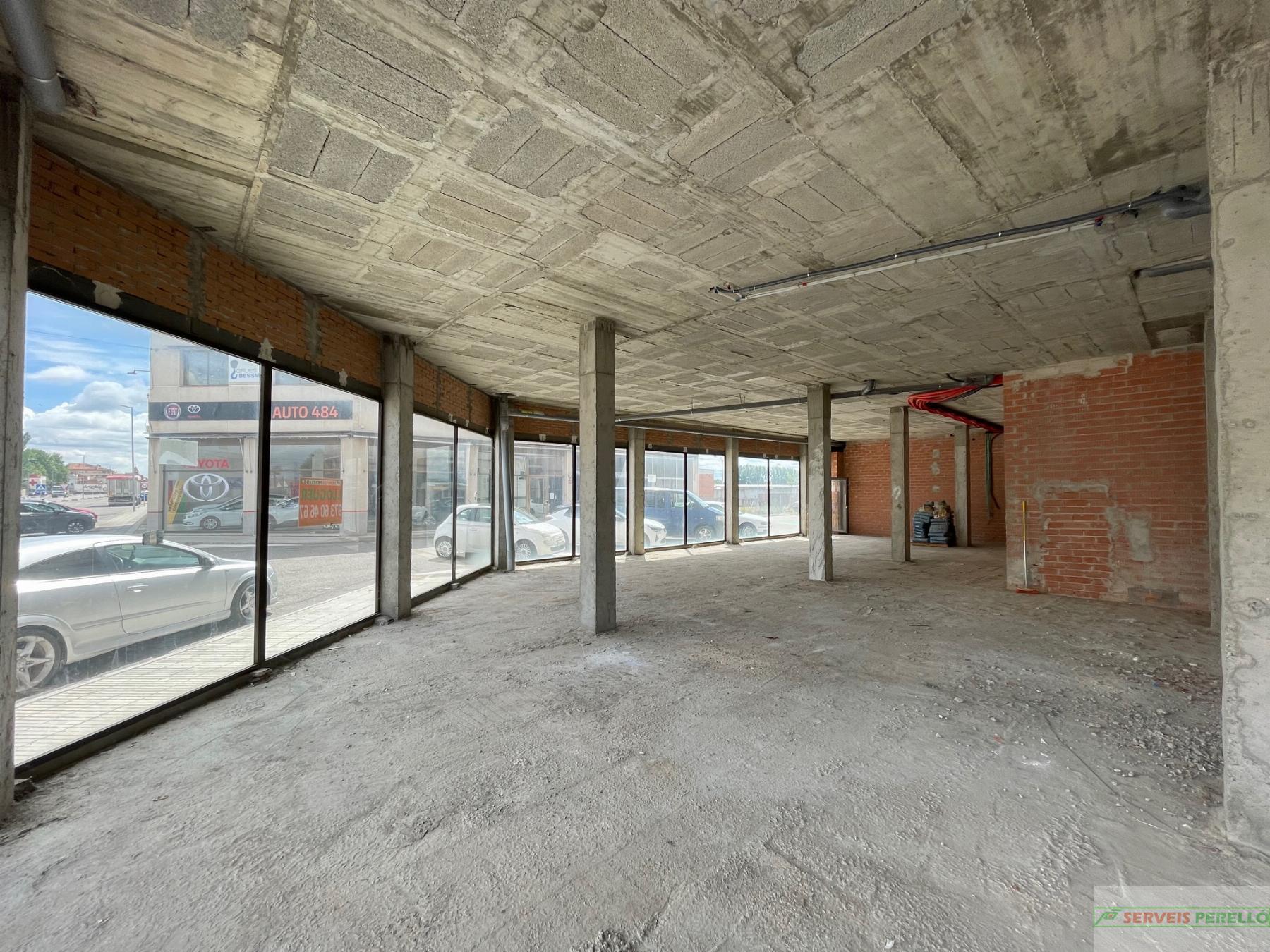 For rent of commercial in Fondarella