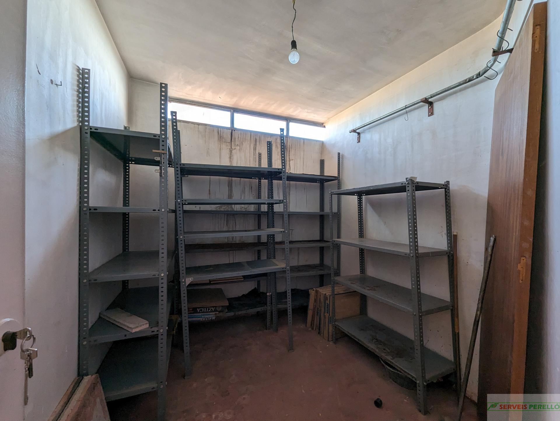 For sale of flat in Almenar