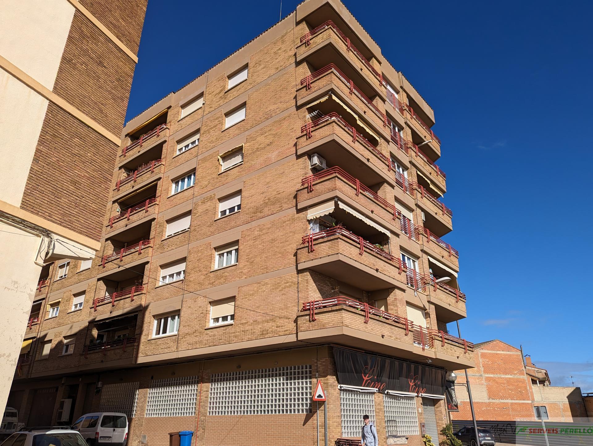 For sale of flat in Almenar