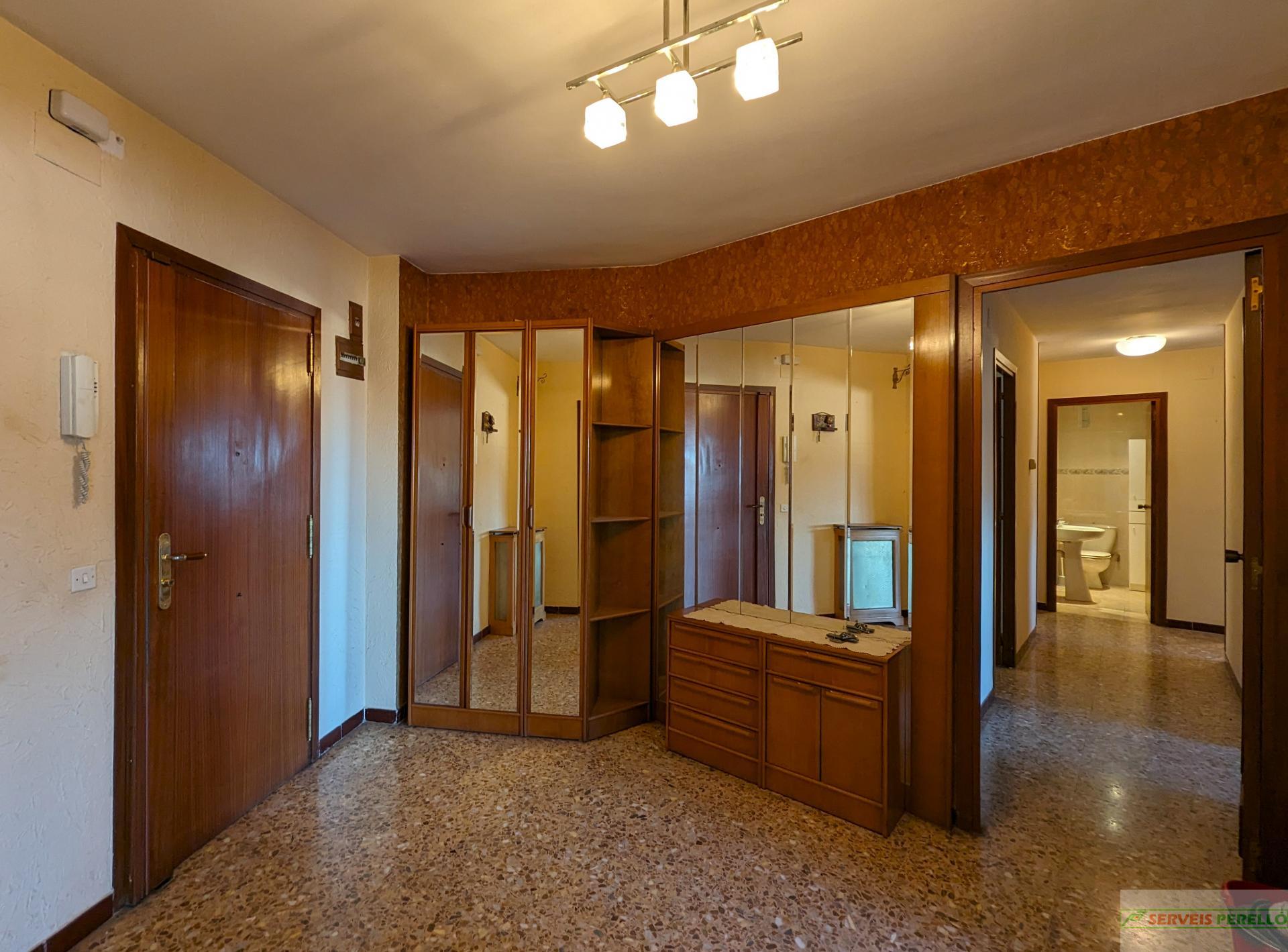 For sale of flat in Almenar
