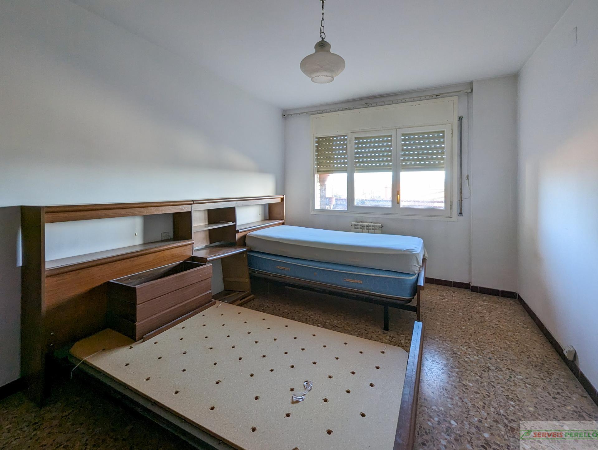 For sale of flat in Almenar