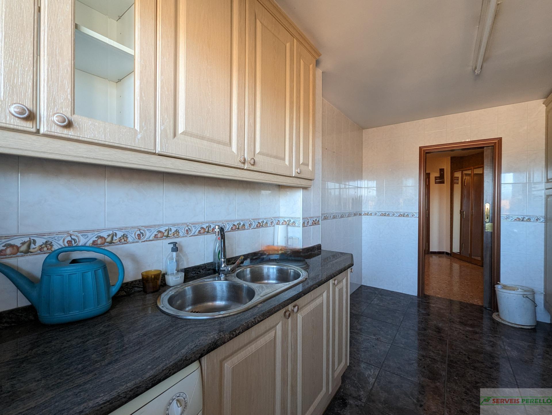 For sale of flat in Almenar