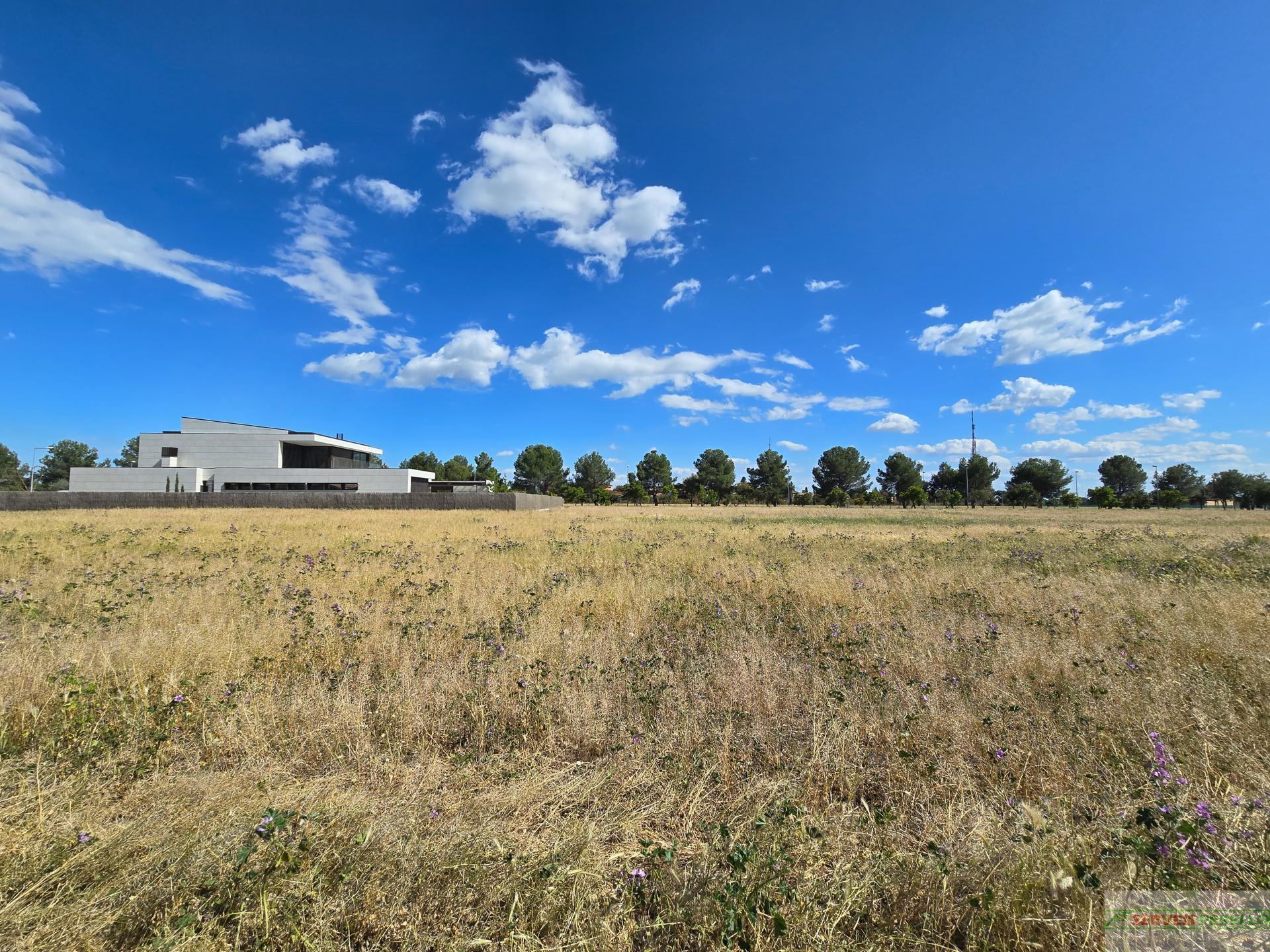 Venta de terreno en Raimat