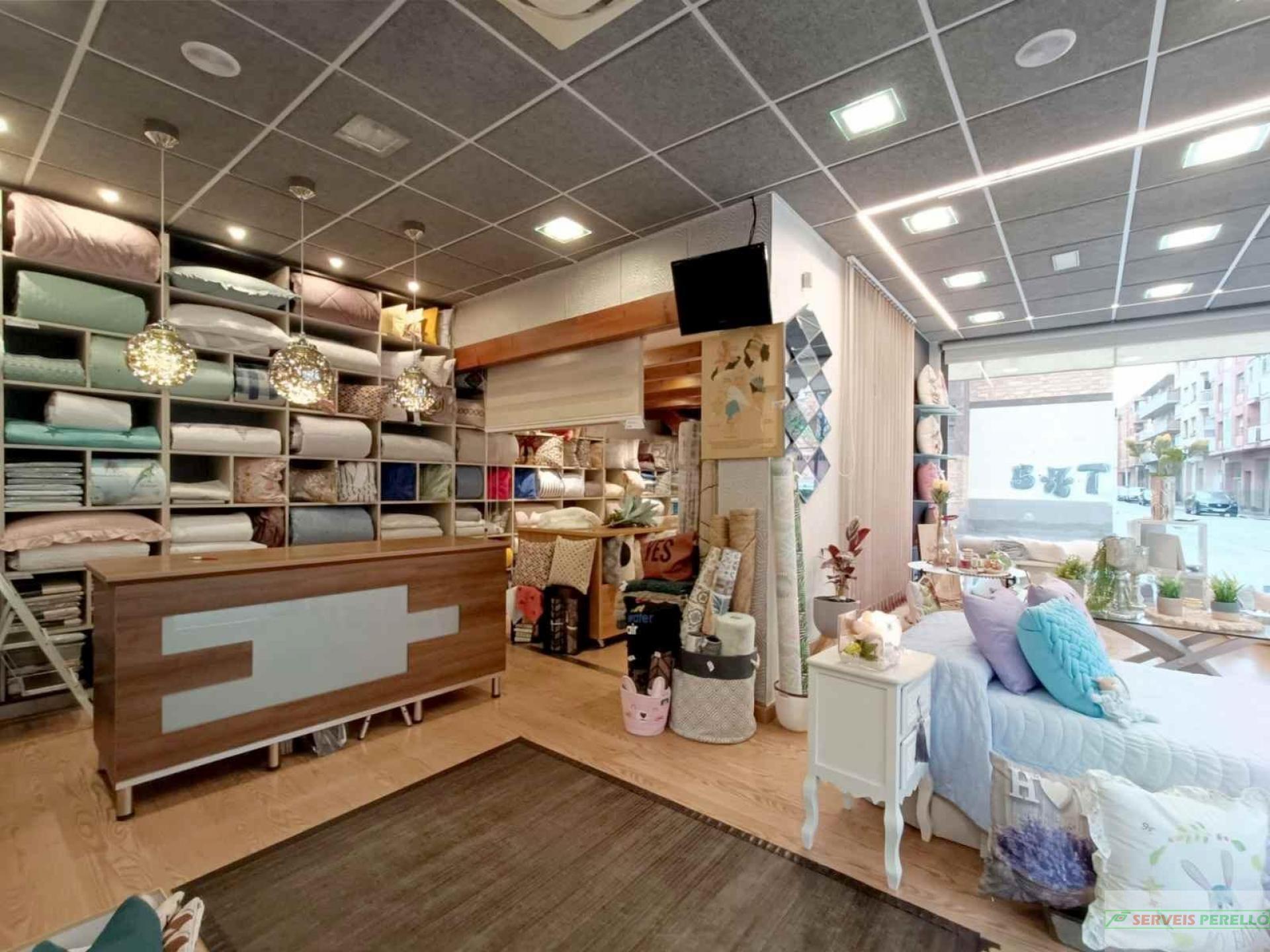 For sale of commercial in Lleida