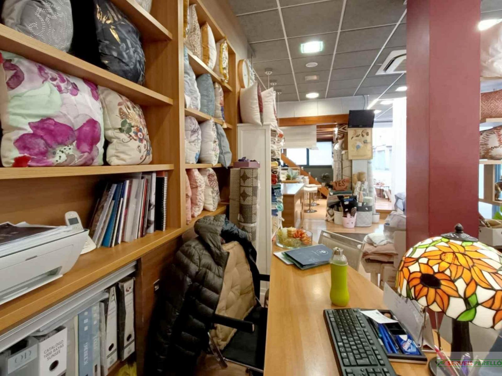For sale of commercial in Lleida