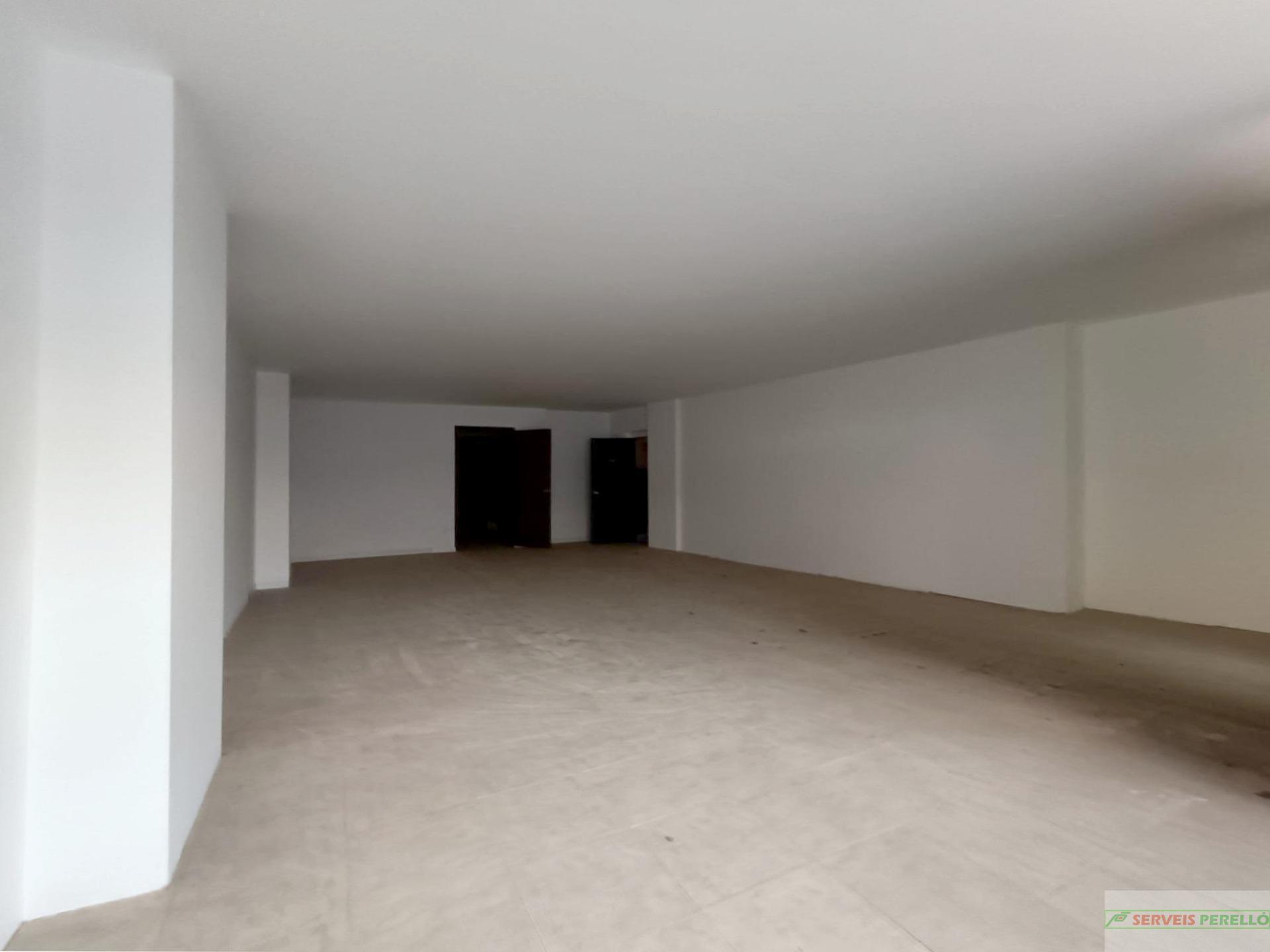 Venta de local comercial en Lleida