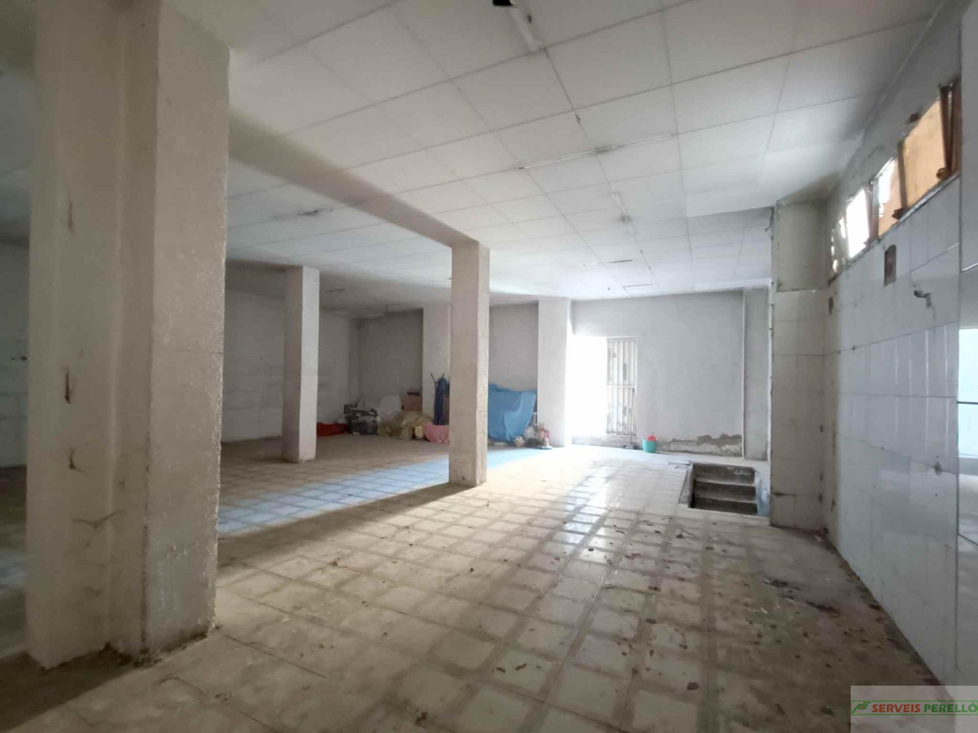 Venta de local comercial en Lleida