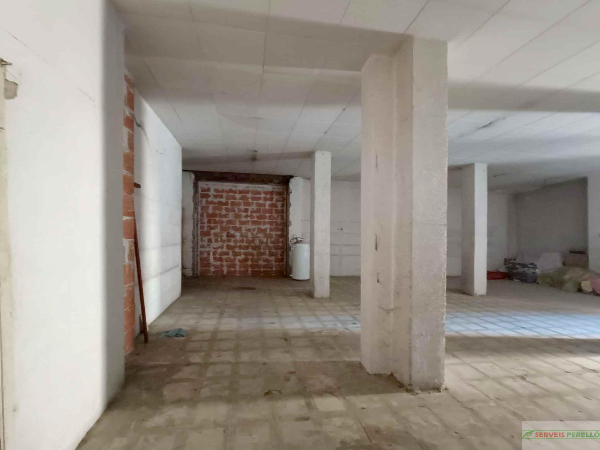Venta de local comercial en Lleida