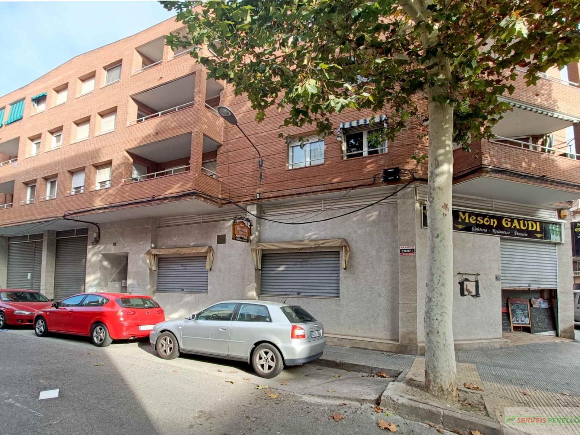 For sale of commercial in Lleida