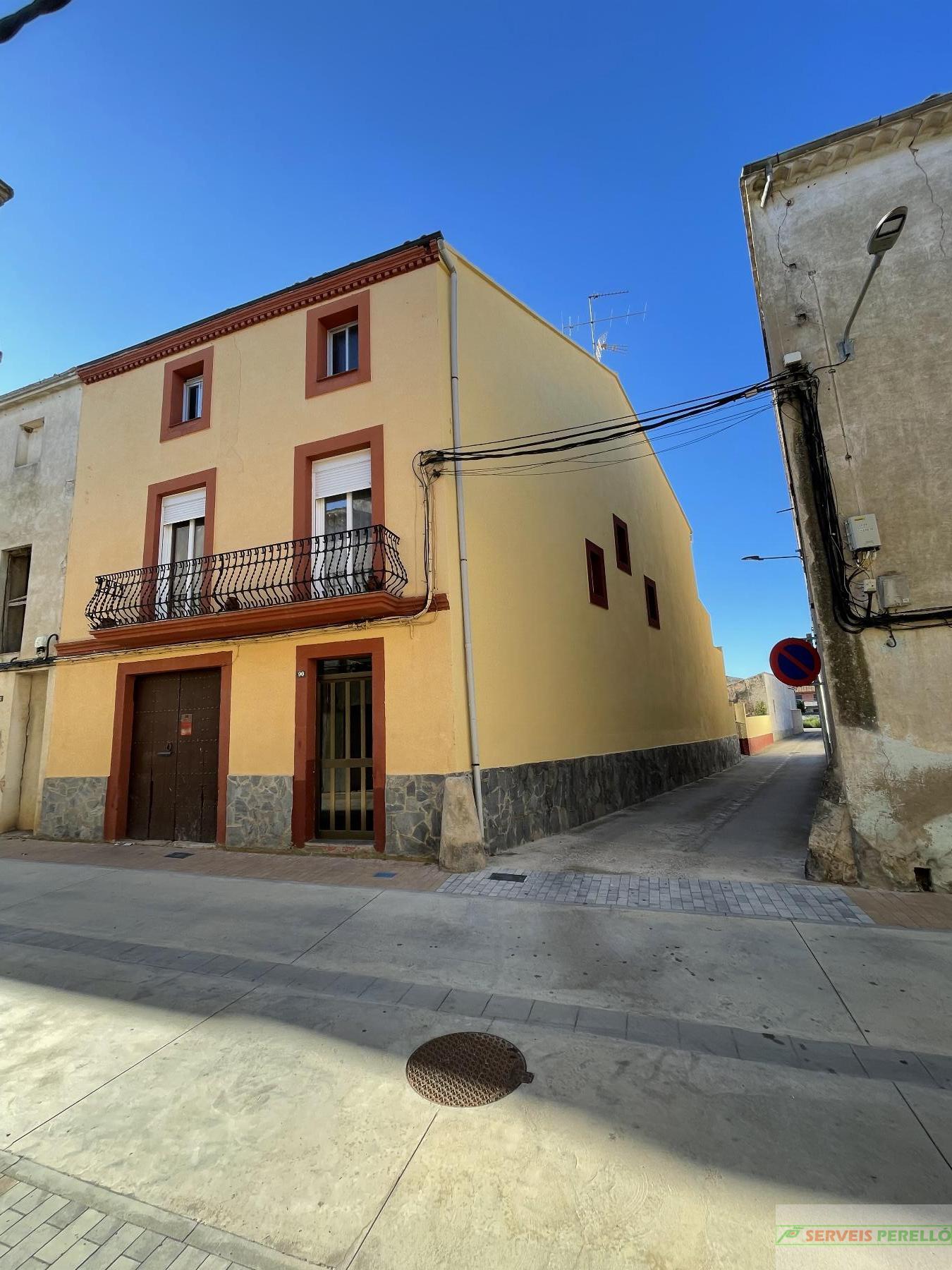 For sale of house in Vilanova de Bellpuig