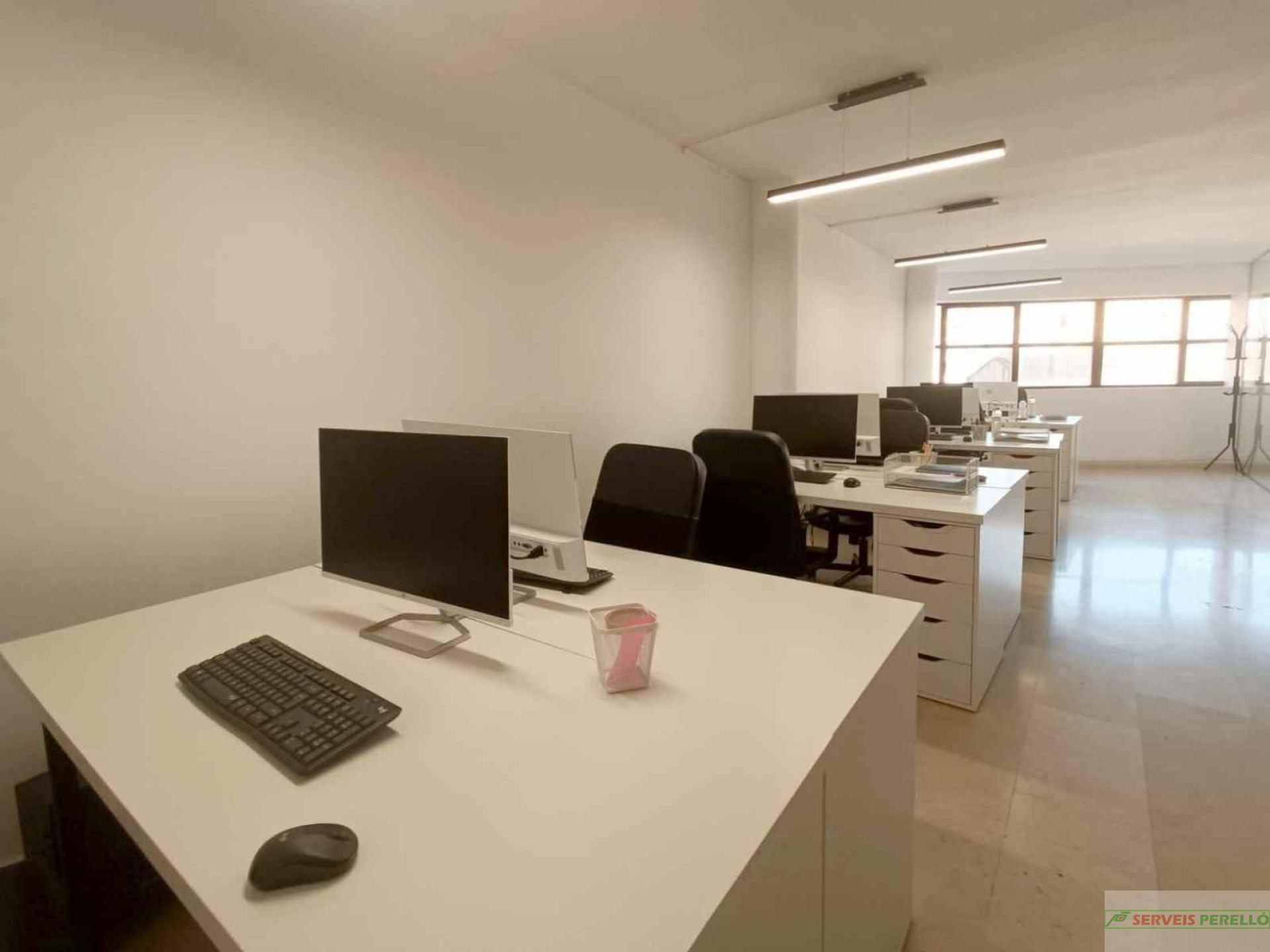 For sale of flat in Lleida