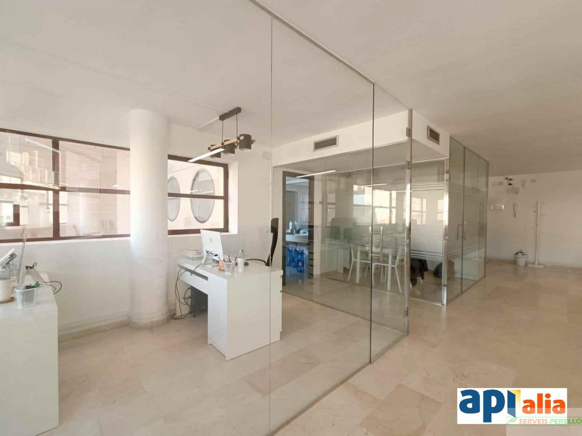For sale of flat in Lleida