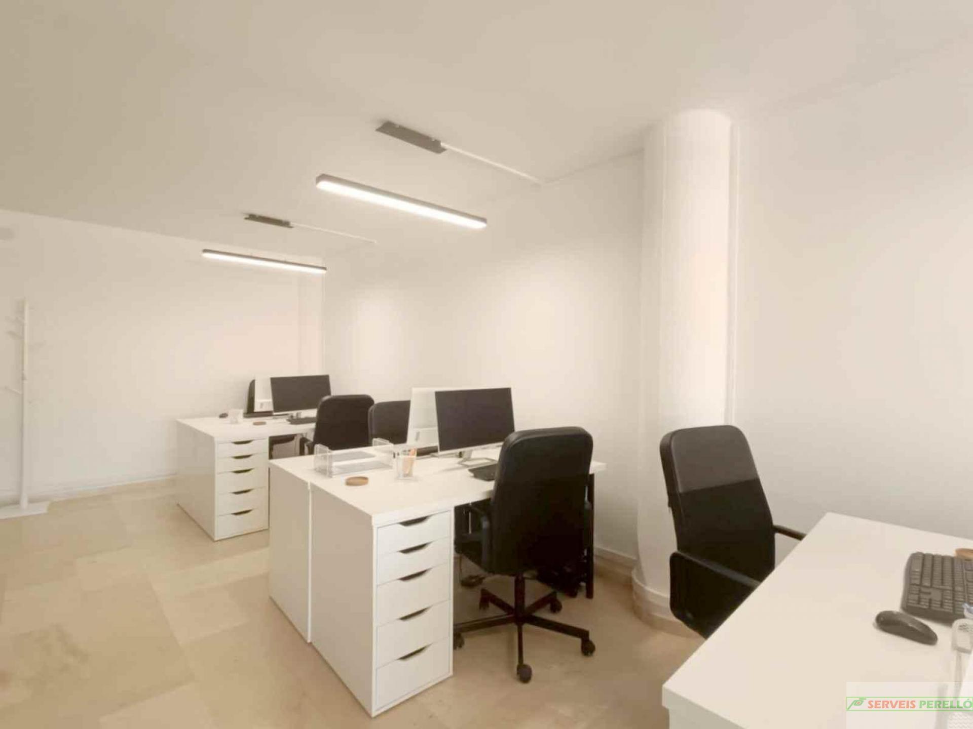 For sale of flat in Lleida