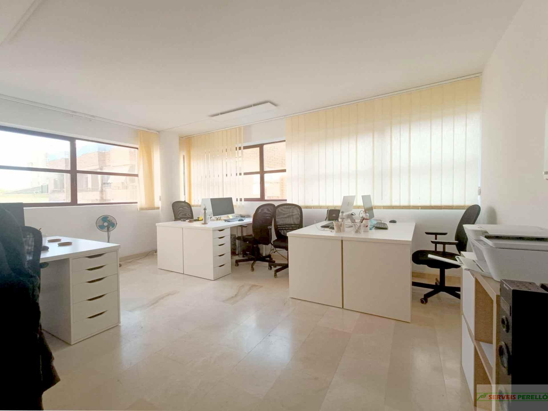 For sale of flat in Lleida