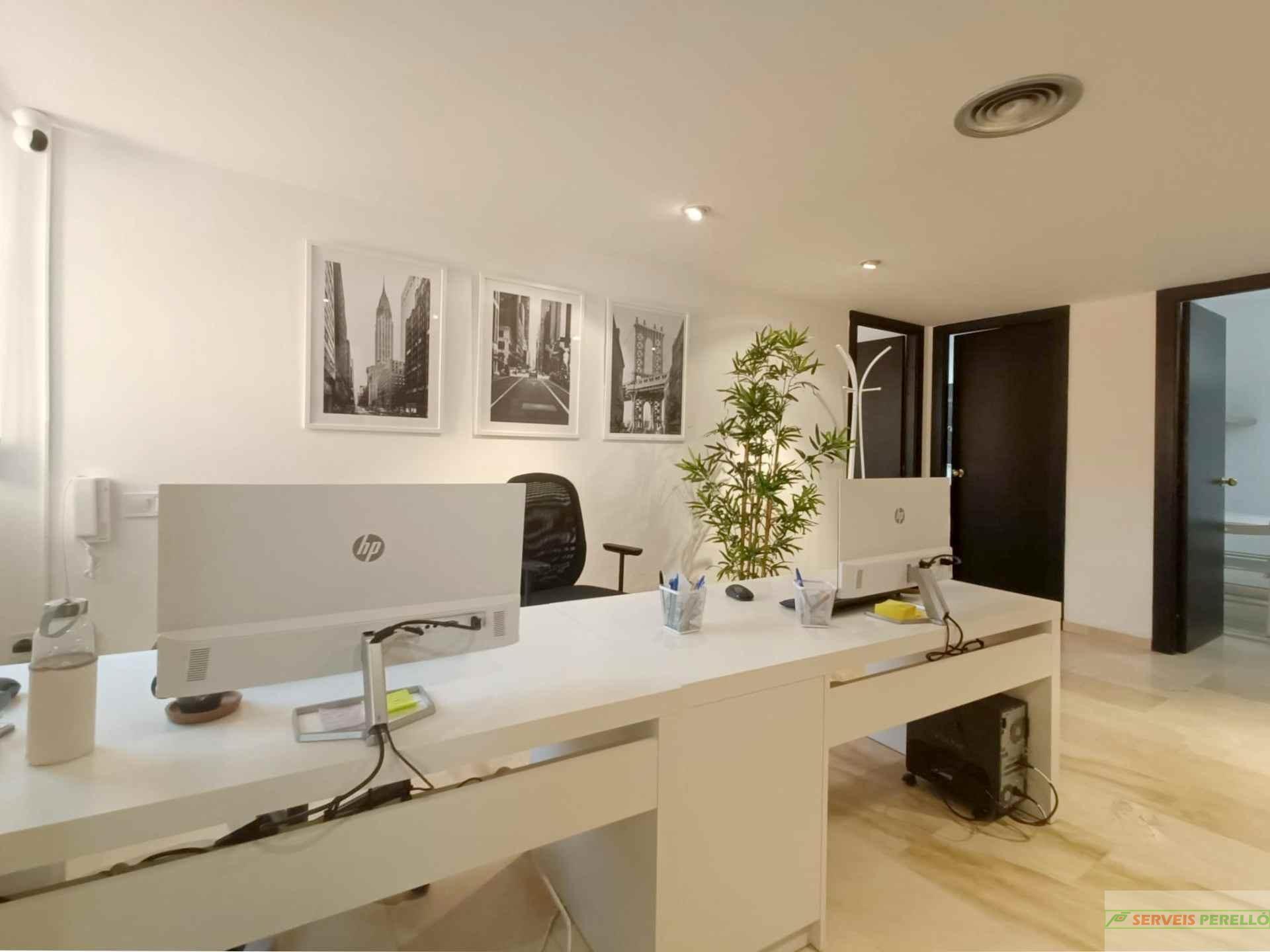 For sale of flat in Lleida