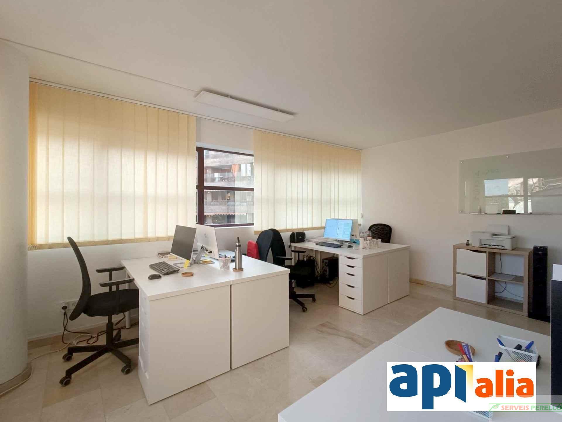For sale of flat in Lleida