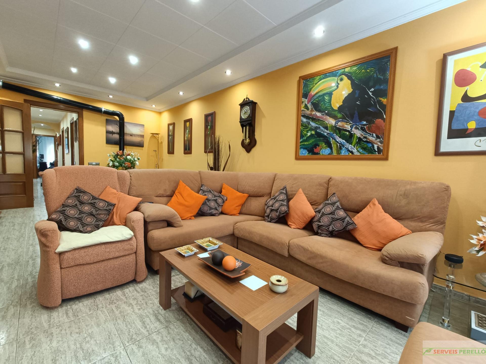 For sale of house in Artesa de Lleida