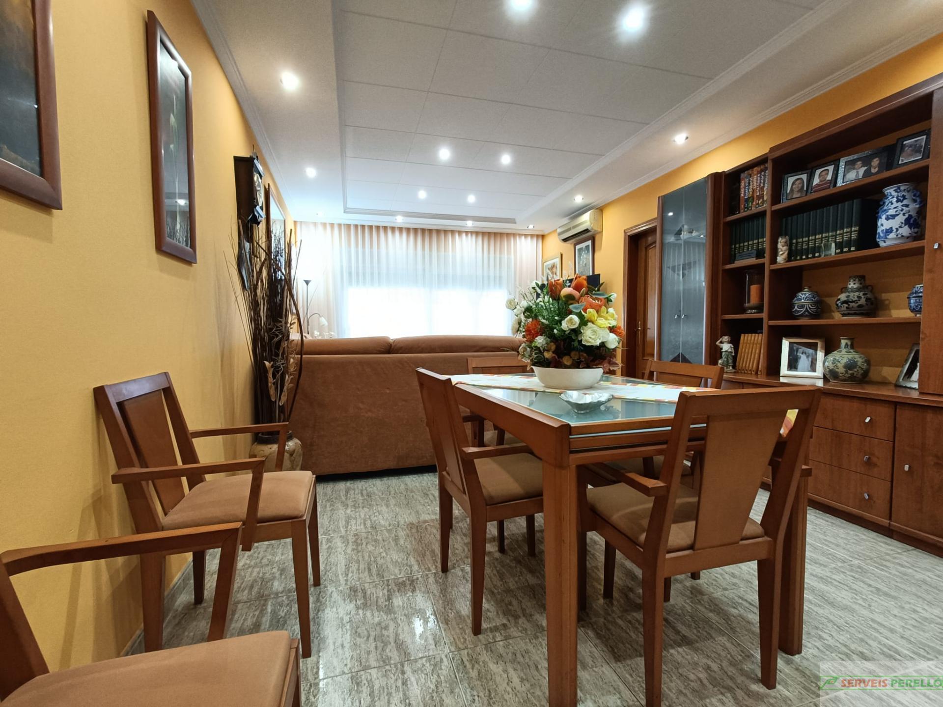 For sale of house in Artesa de Lleida
