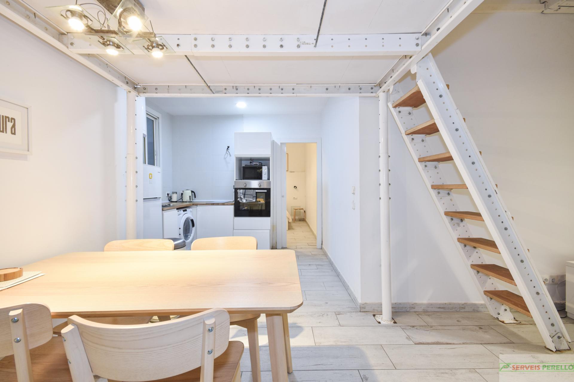 For sale of flat in Barcelona