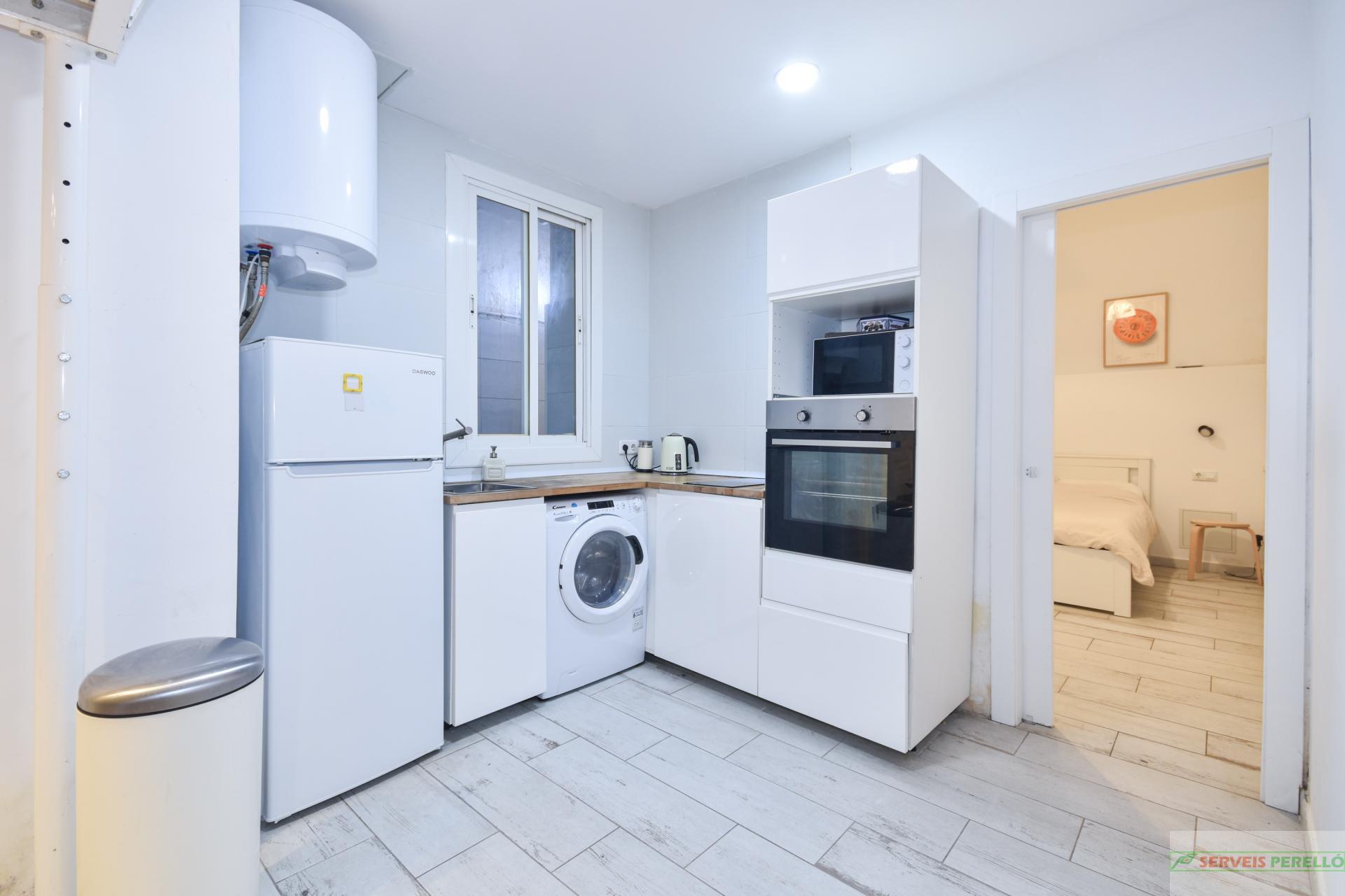 For sale of flat in Barcelona
