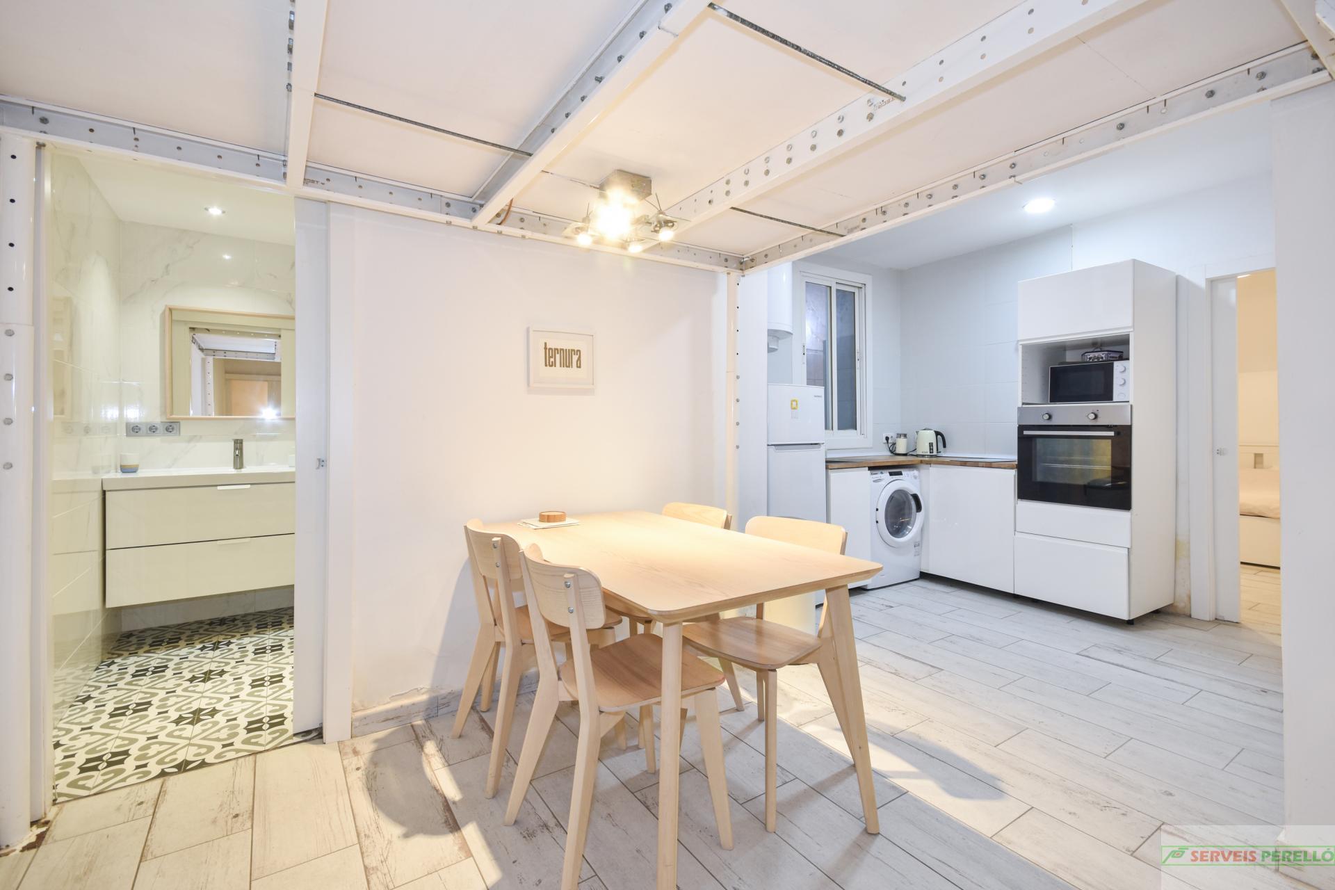 For sale of flat in Barcelona