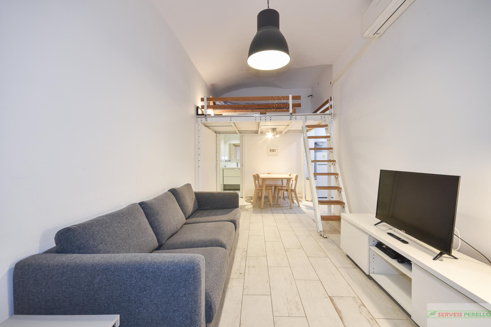 For sale of flat in Barcelona