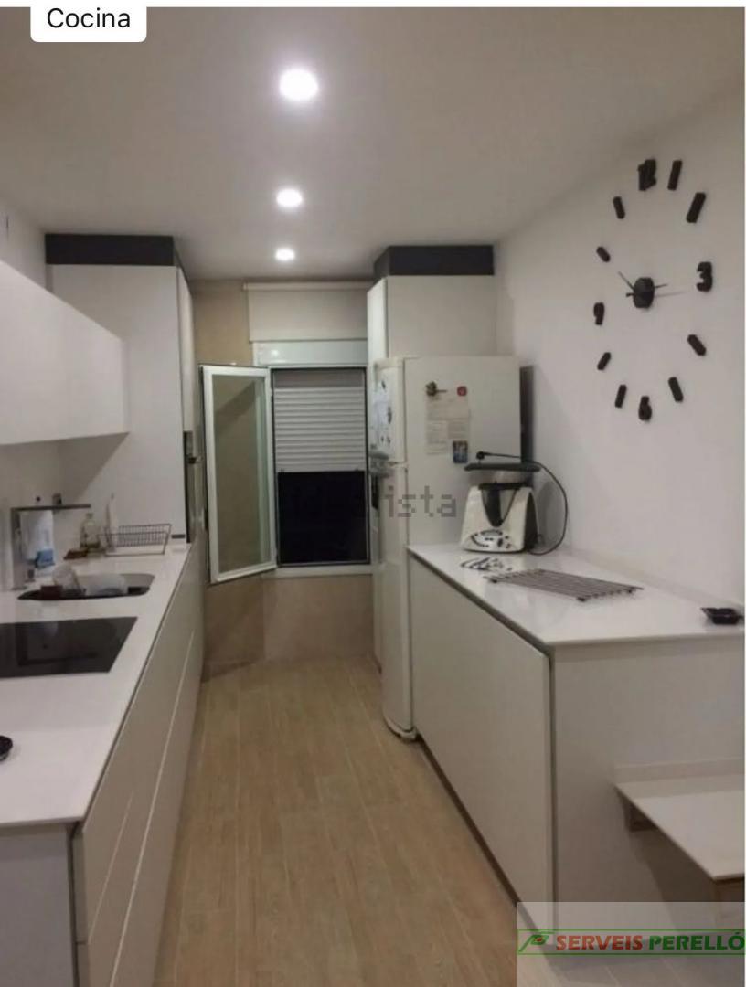 For sale of flat in Lleida