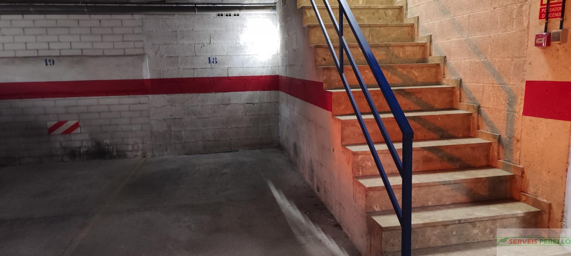 For sale of flat in Lleida