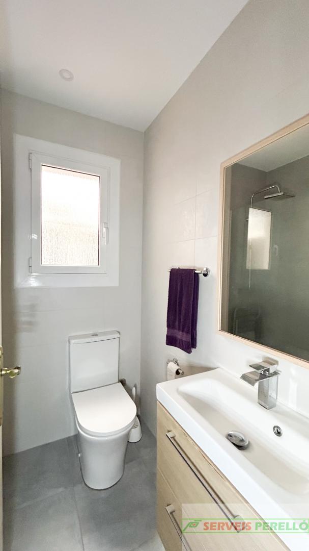 For sale of flat in Barcelona