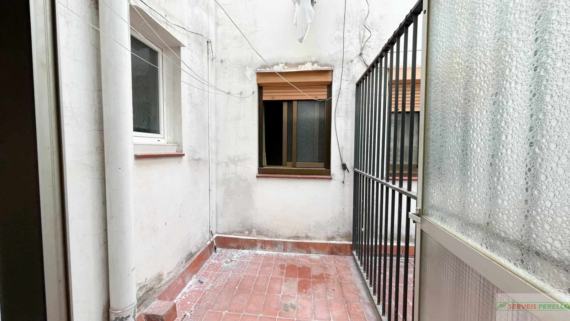 For sale of flat in Barcelona