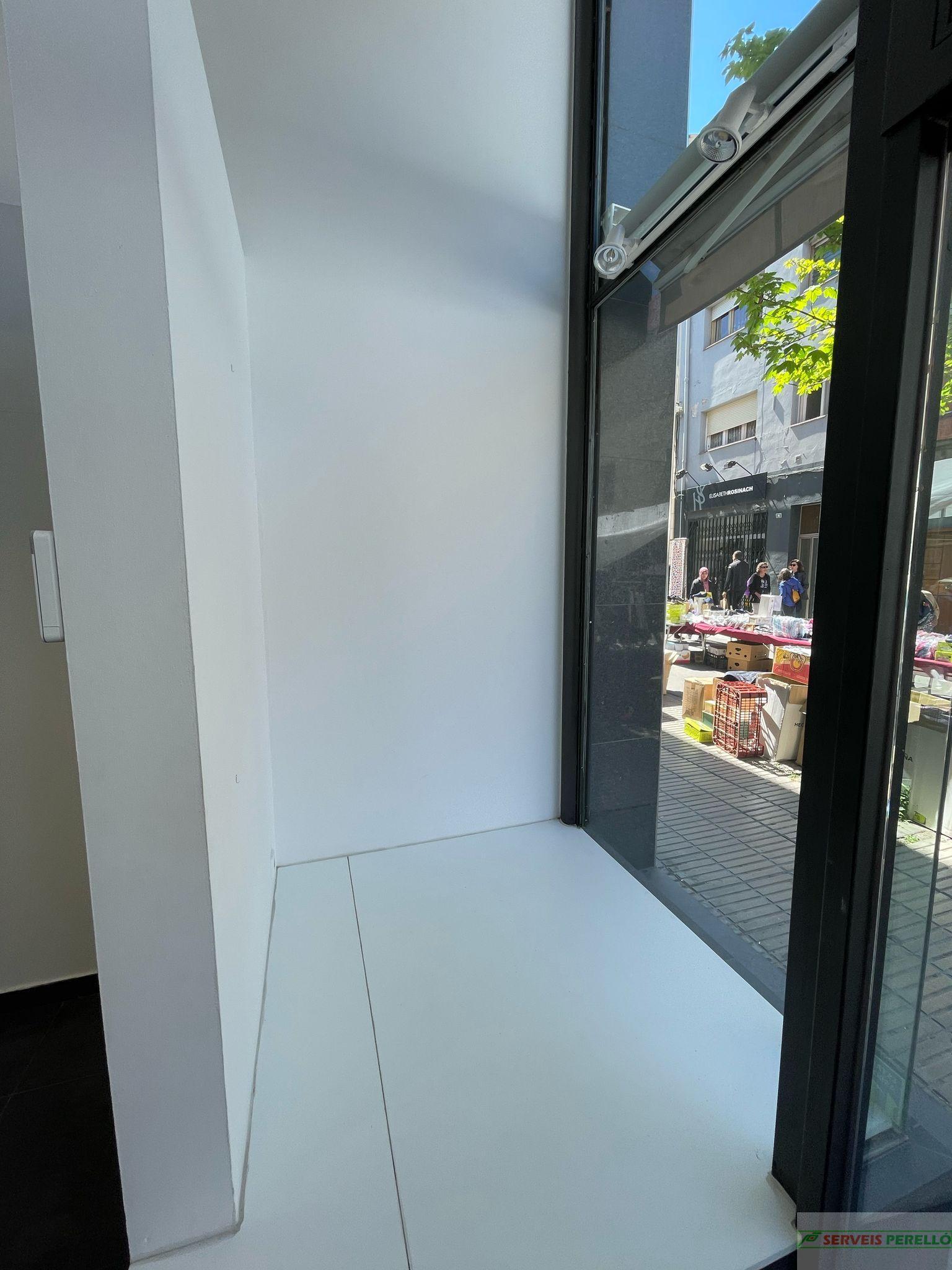 For rent of commercial in Mollerussa