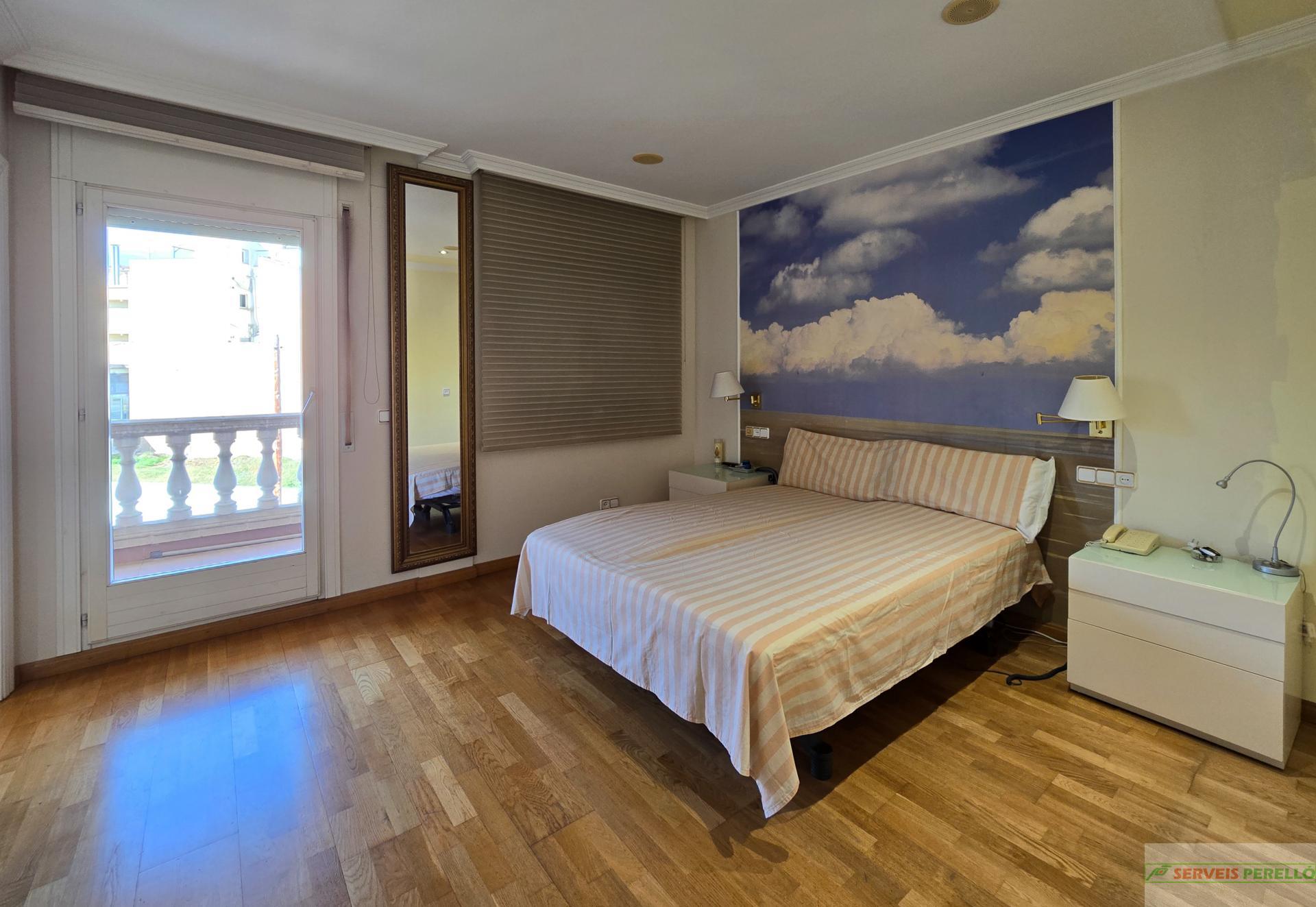 For sale of house in Almenar