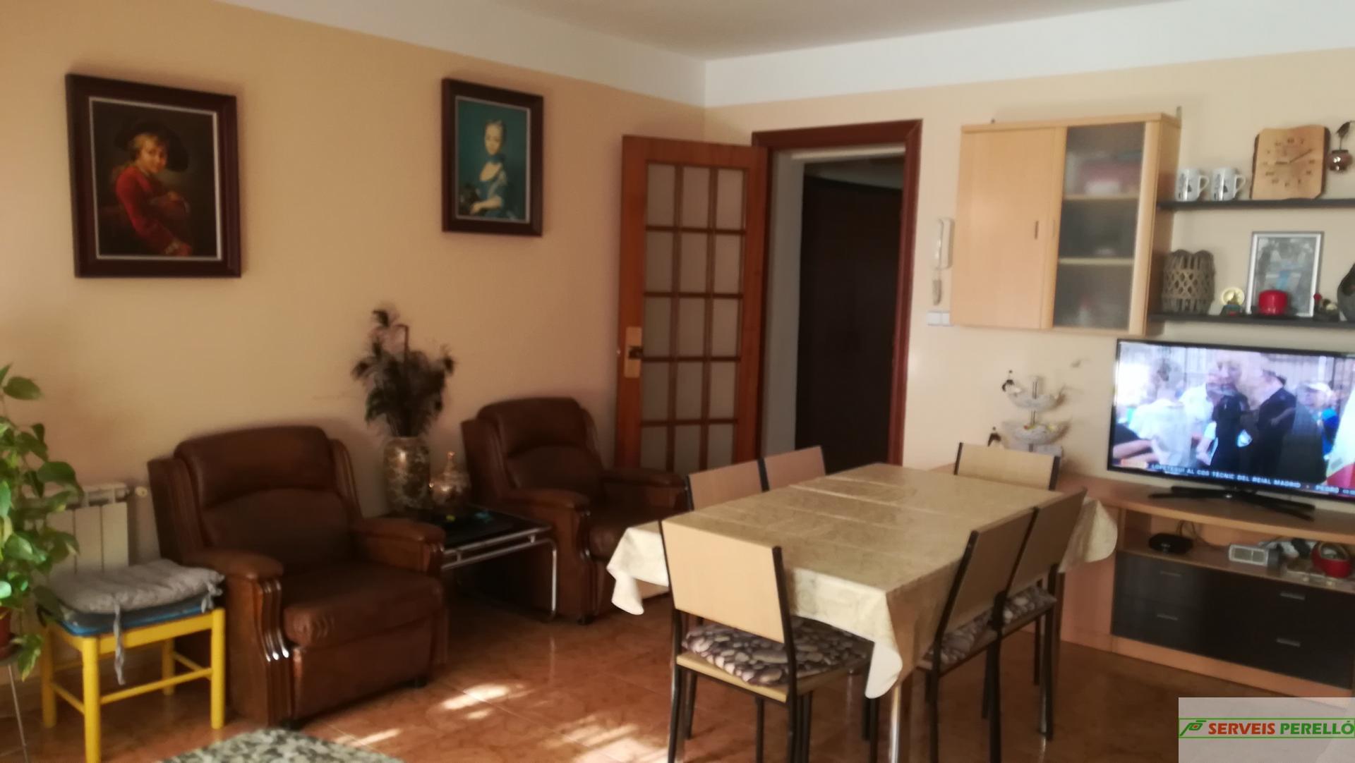 For sale of house in Bell-lloc d Urgell