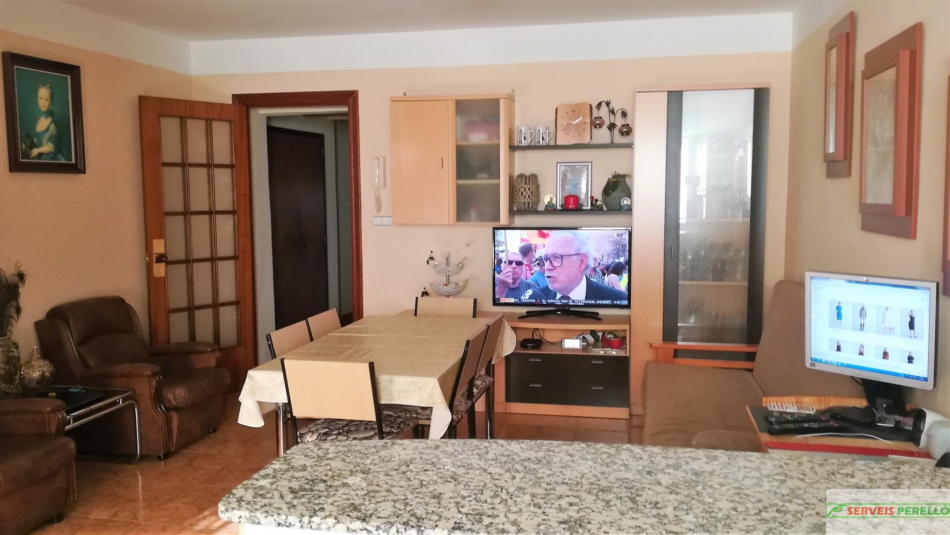 For sale of house in Bell-lloc d Urgell