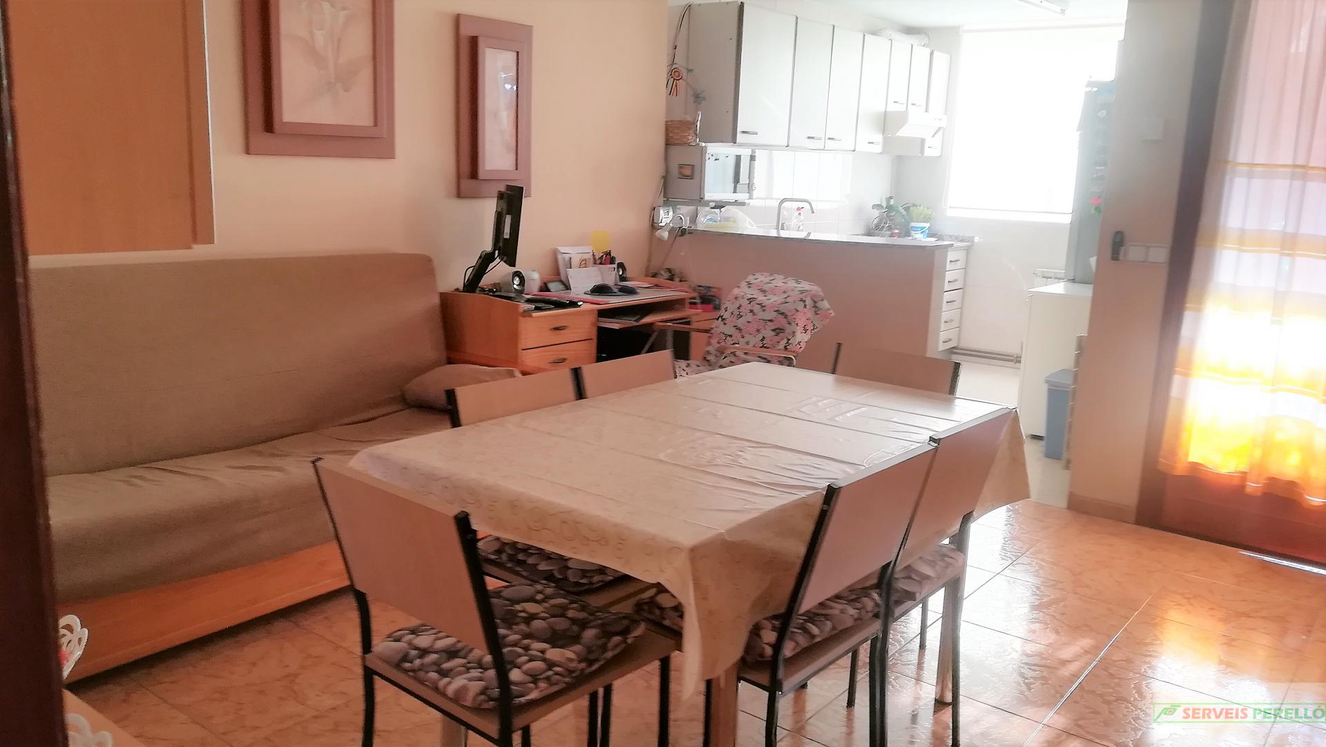 For sale of house in Bell-lloc d Urgell