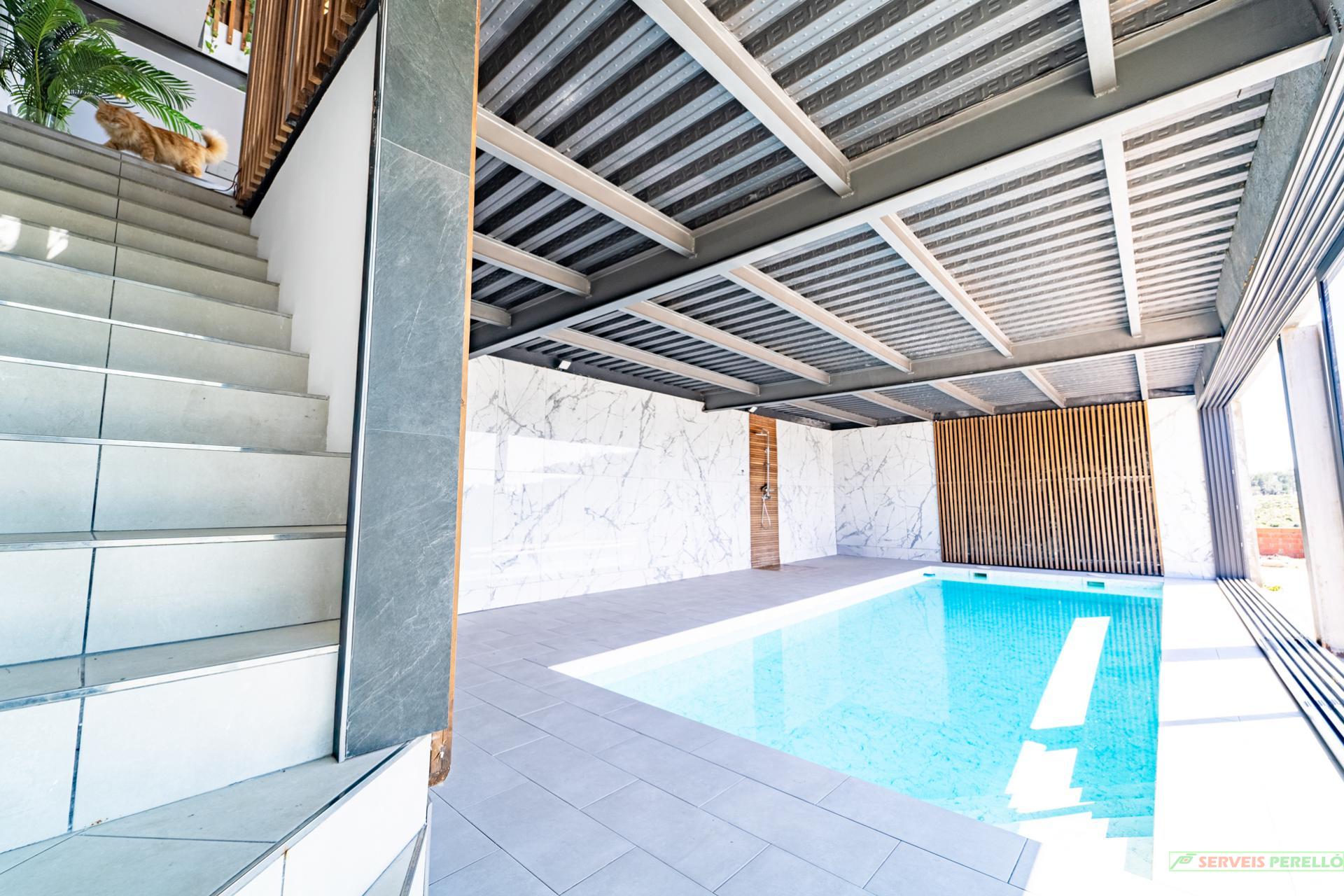 For sale of chalet in Torrelles de Llobregat