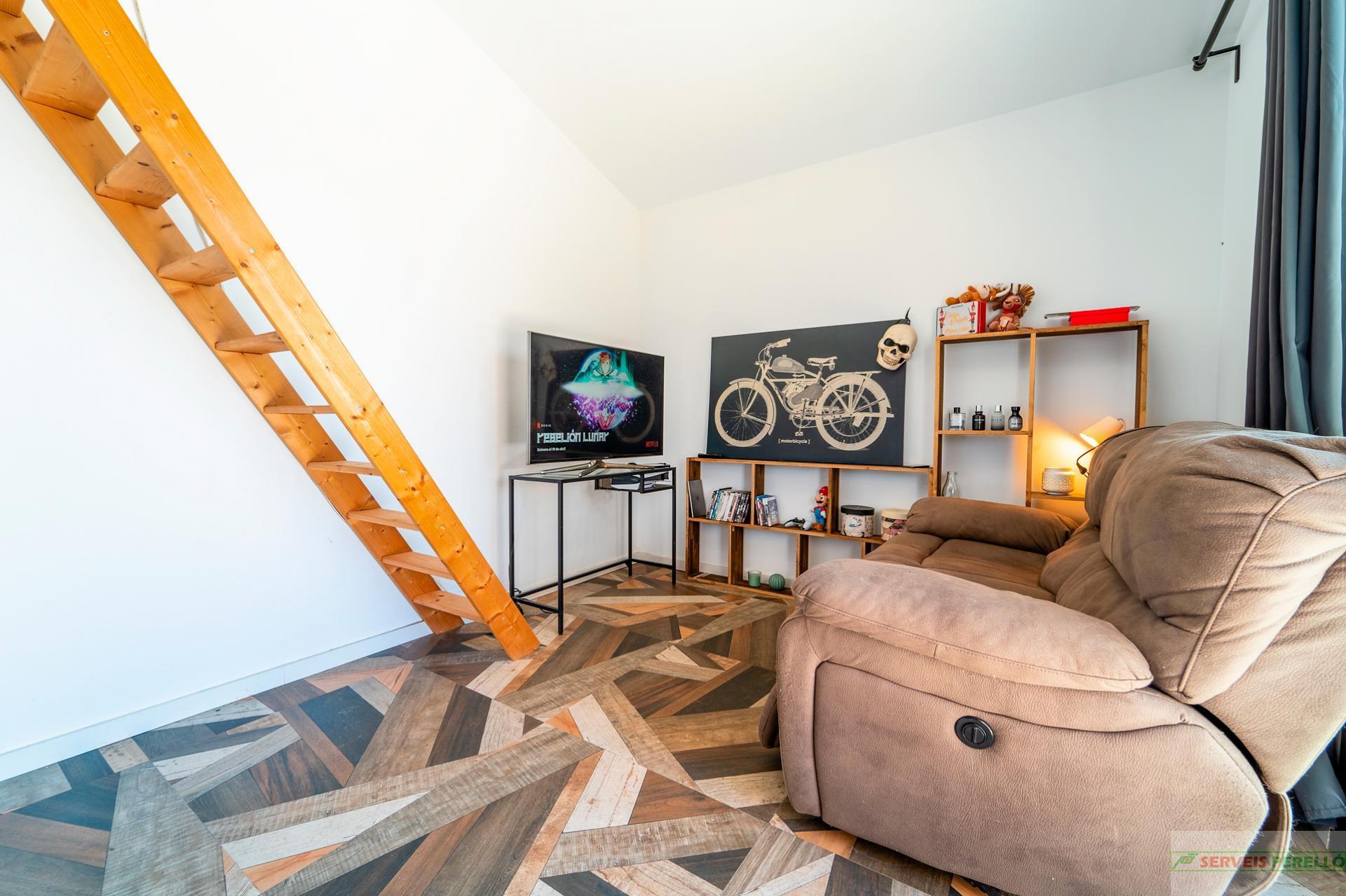 For sale of chalet in Torrelles de Llobregat