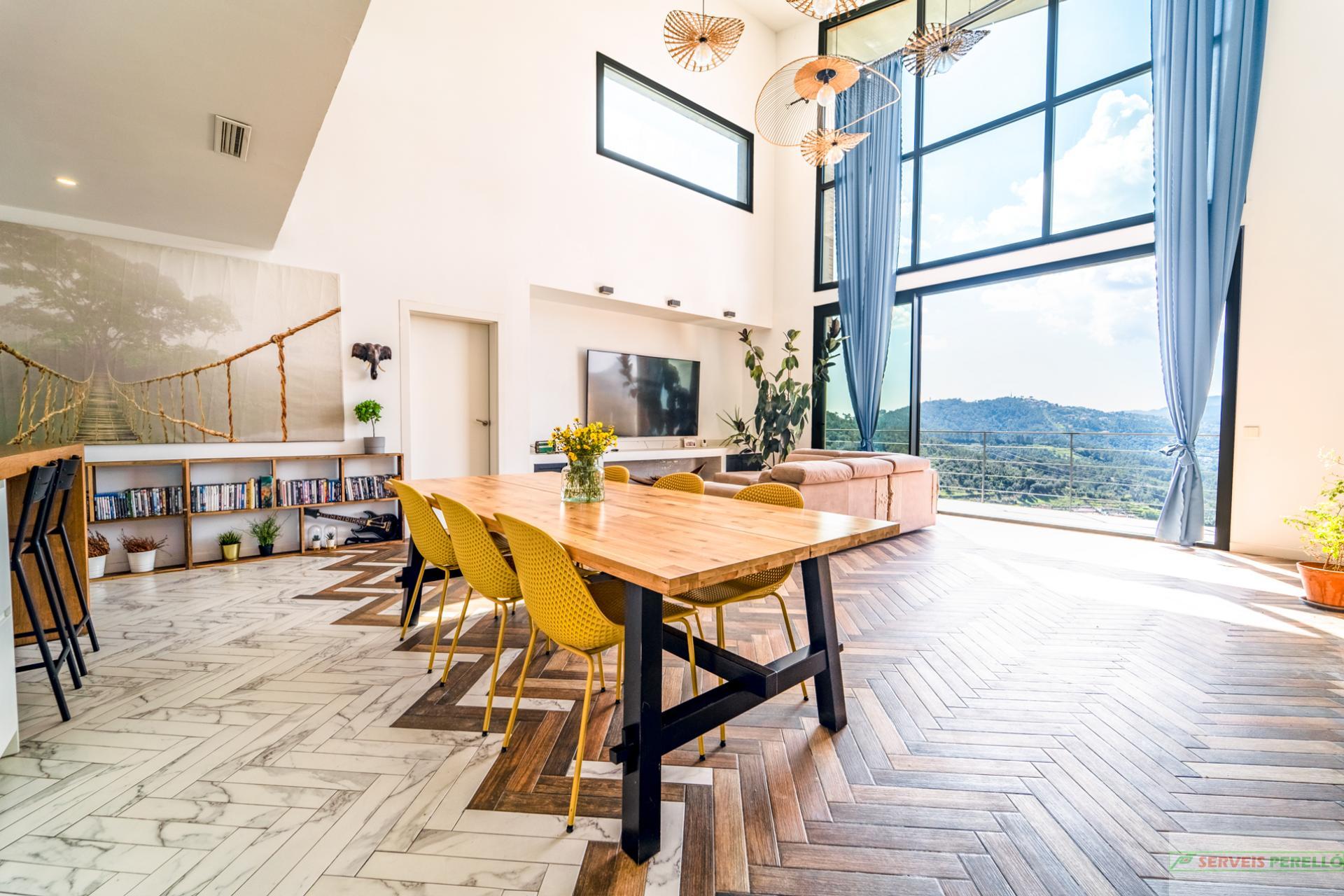 For sale of chalet in Torrelles de Llobregat