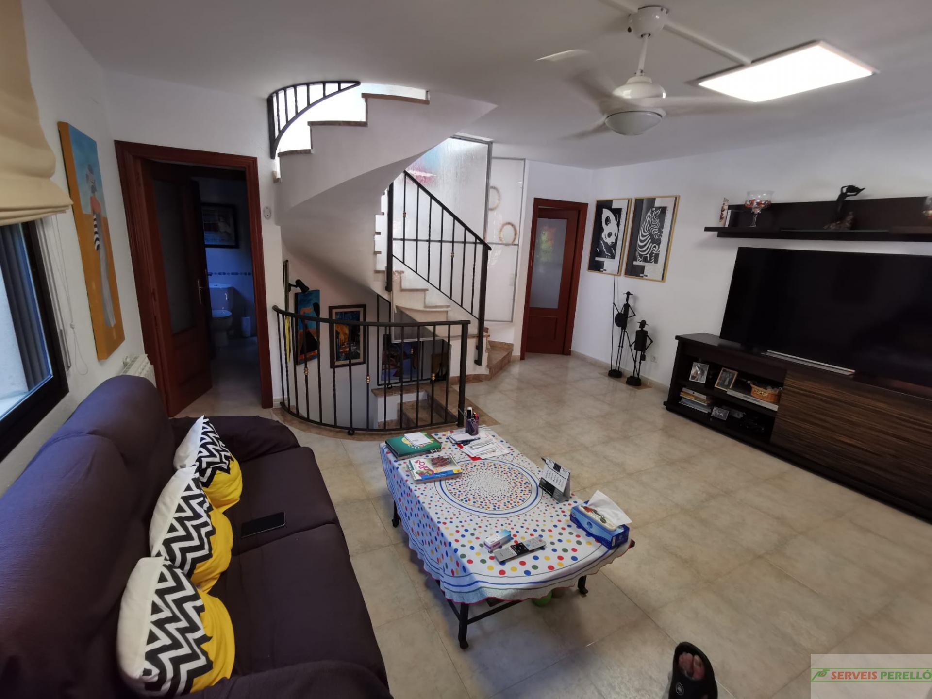 For sale of house in Creixell