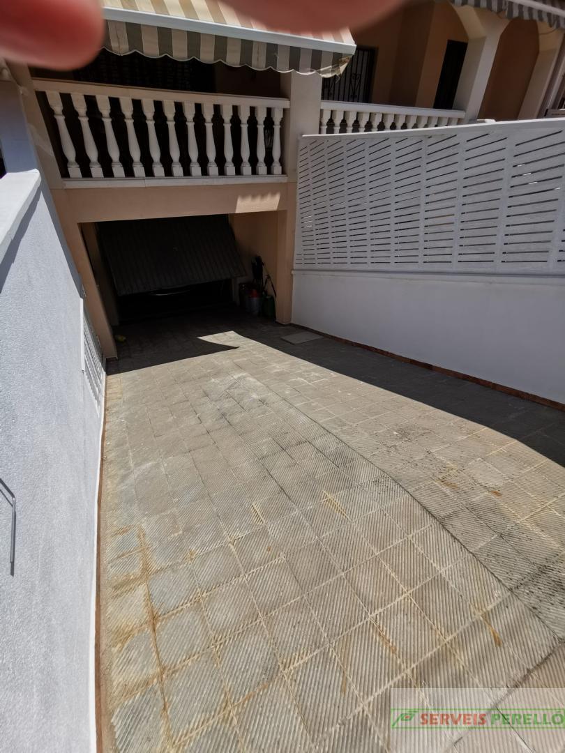For sale of house in Creixell