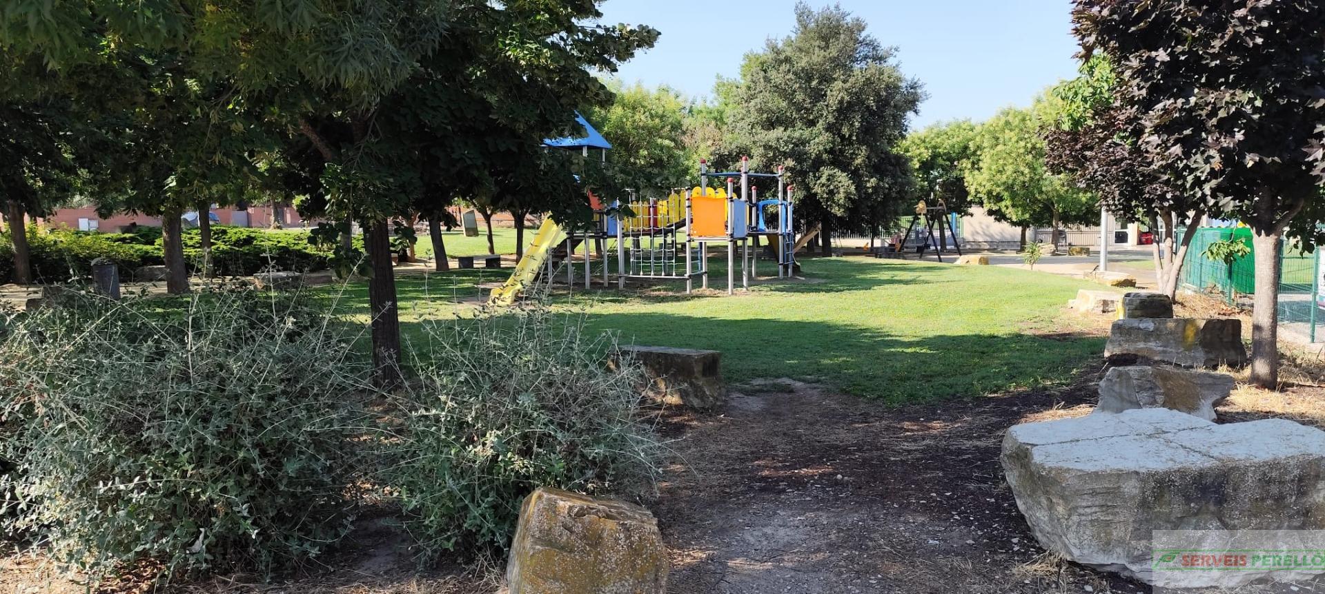For sale of land in Golmes