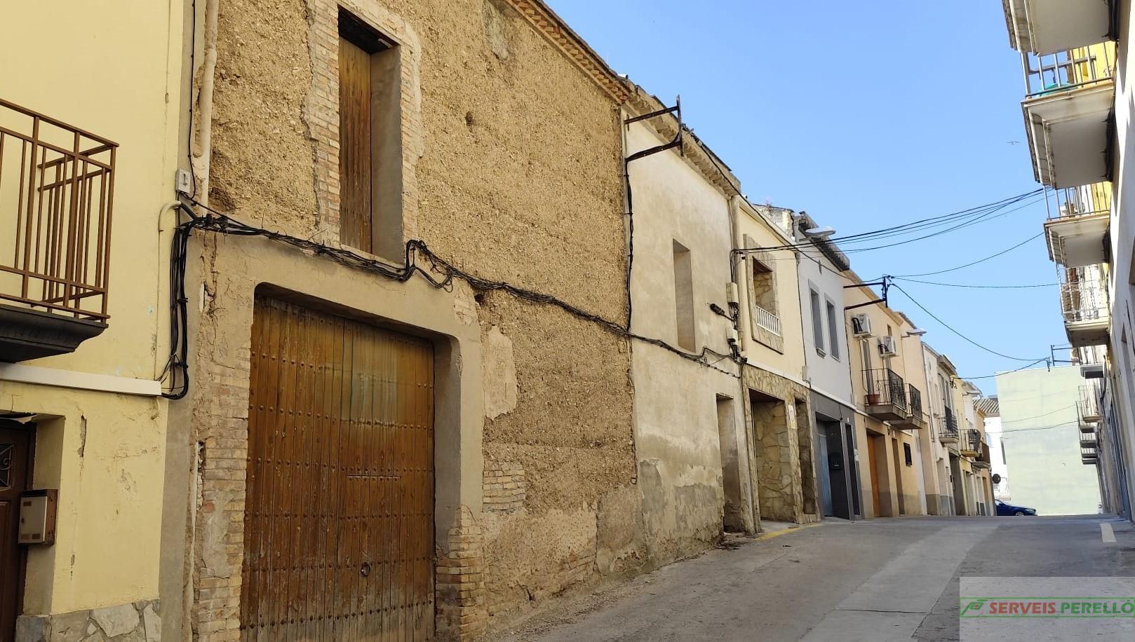 For sale of land in Golmes