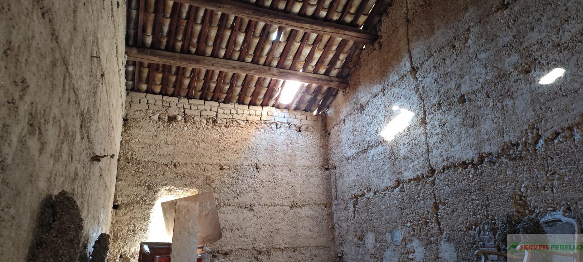 For sale of land in Golmes