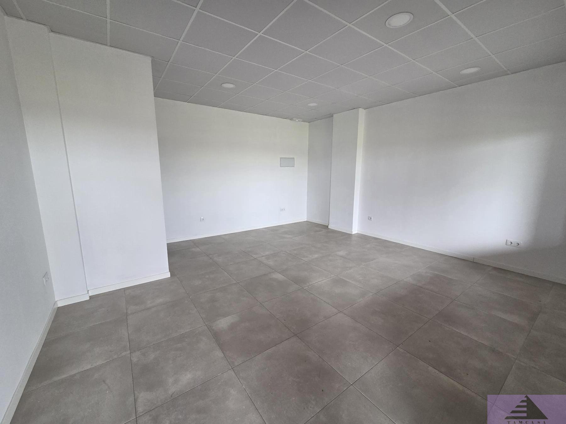 Alquiler de local en Seseña