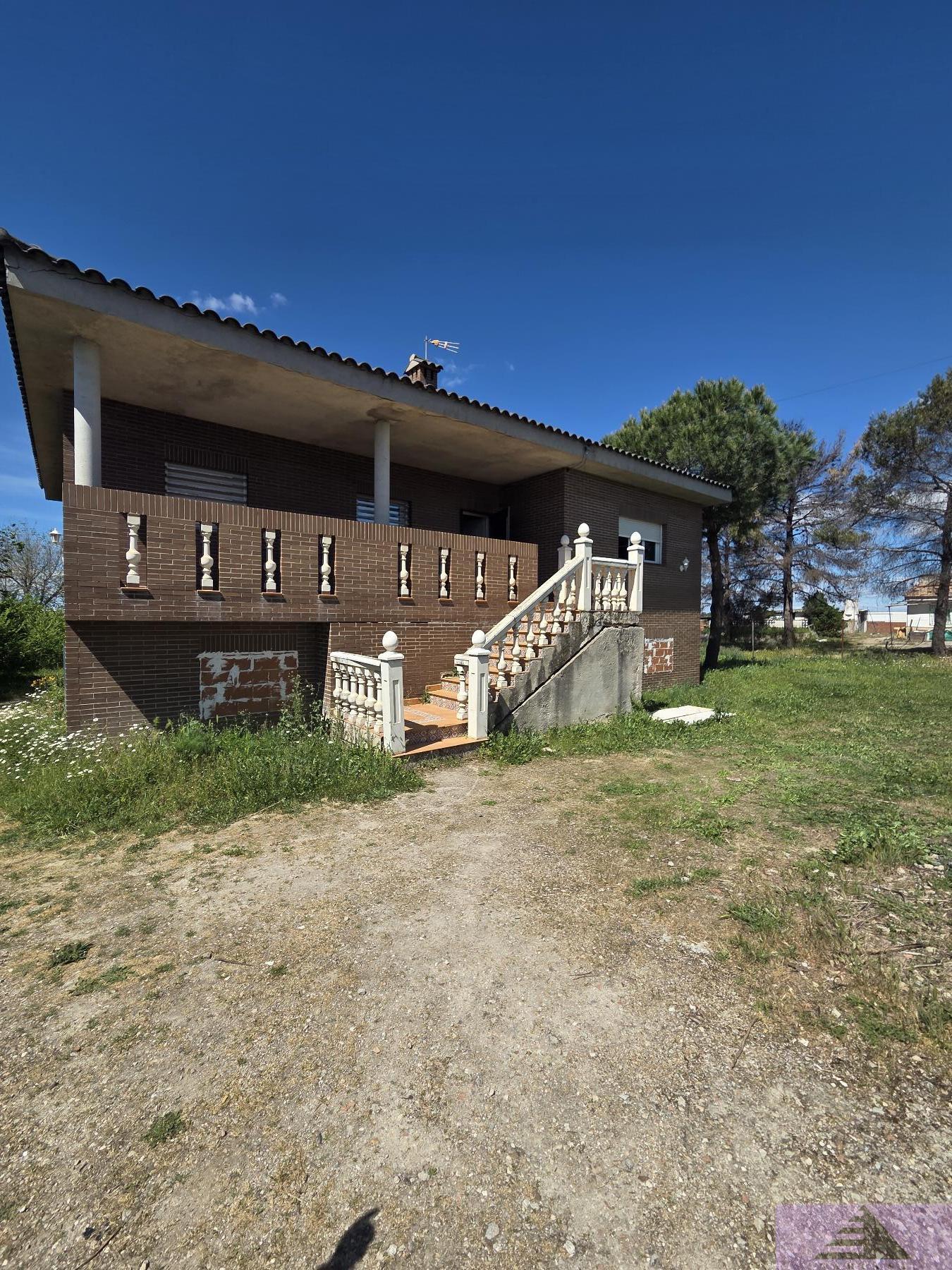 Venta de chalet en Yeles