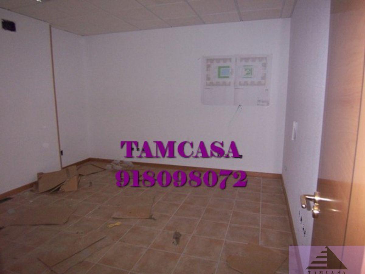 For sale of commercial in Seseña