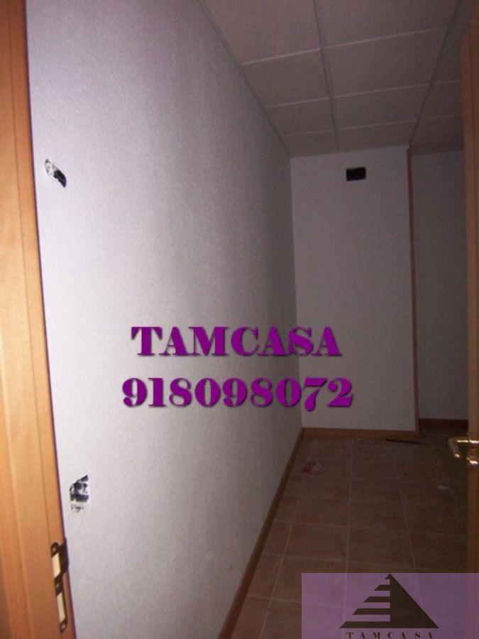 For sale of commercial in Seseña