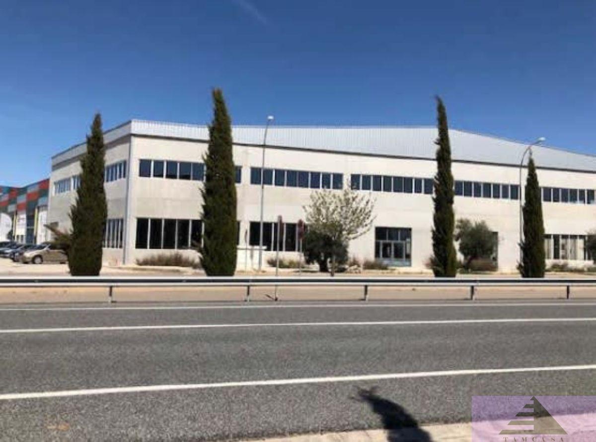 For sale of industrial plant/warehouse in Noblejas
